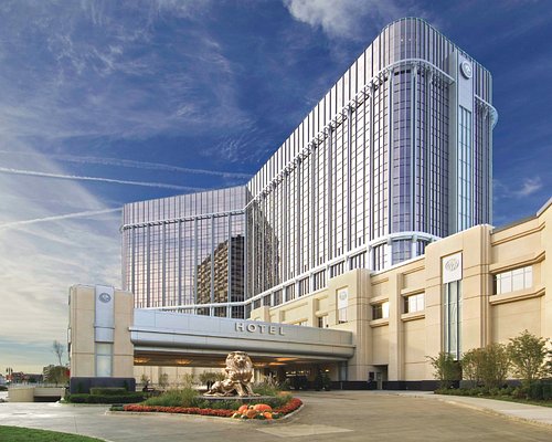 "MGM Grand Detroit, Michigan: A luxurious hotel and casino offering an elegant façade and world-class amenities in the heart of Detroit."